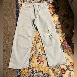 Levis’s Ribcage Straight Ankle size 32